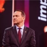 «Може поставити Путіна на місце». Сікорський назвав країну, яка здатна зупинити Росію