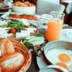 Сніданок чи просто кава: що найкраще вибрати вранці?