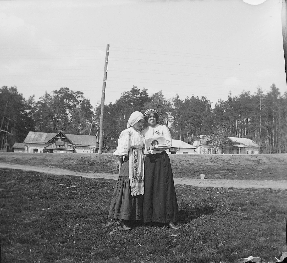 Сто років тому: 37 старих фотографій киян на вулицях Києва1