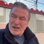 Алексу Болдвіну вперше за довгий час вдалося з'явитися на світ разом зі своїми сімома дітьми та дружиною