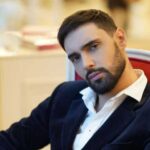 Зворушлива історія кохання: вагітна дружина Віталія Козловського стала головною героїнею його нового кліпу