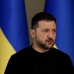«Вони ігнорують усі мирні пропозиції». Зеленський закликав світ посилити тиск на Росію
