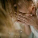 Від краси до ризику: приховані небезпеки розпарювання обличчя вдома, про які вам варто знати