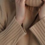 Як позбутися запахів затхлості та вогкості з одягу в домашніх умовах