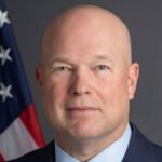 «Якщо ви хочете війни, ми озброїмо Україну», – звернувся посол США при НАТО до Путіна.