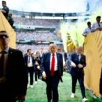 Один секретний дзвінок змусив Трампа відновити допомогу Україні – інсайдери