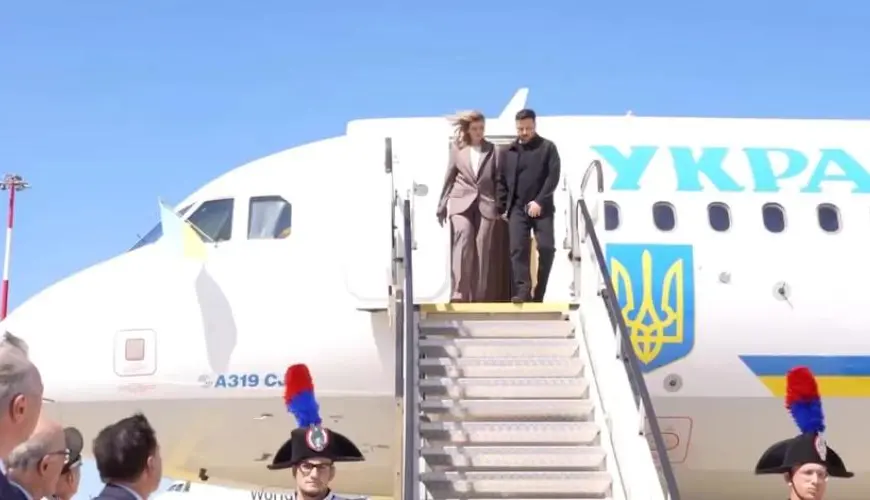 Zelensky arrives in Rome