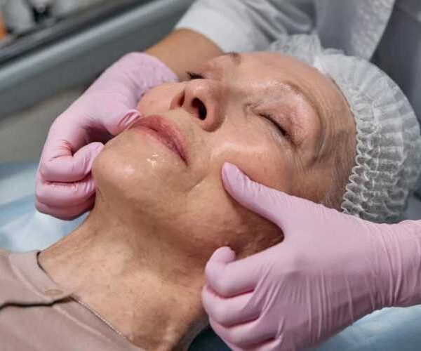 Вже не в моді: косметичні…