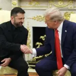 Zelensky handed Trump a letter from the first lady: “This is not for you, but for your wife”