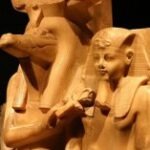 Листи богу-крокодилу