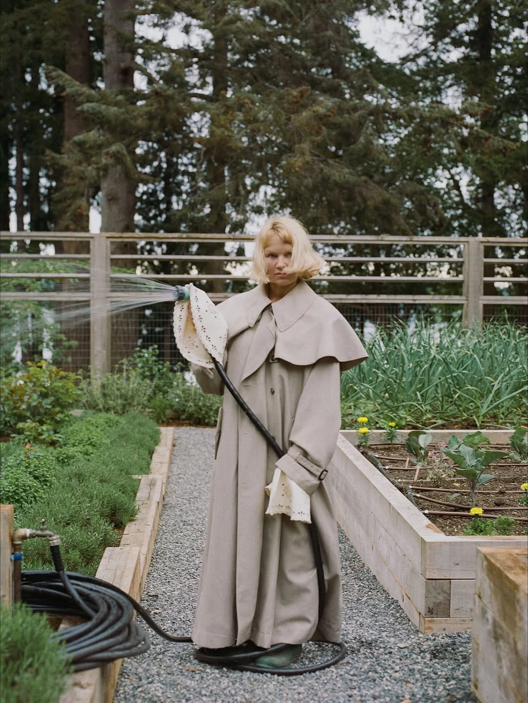 В гостях у Памели Андерсон: акторка показала свій дім на узбережжі1