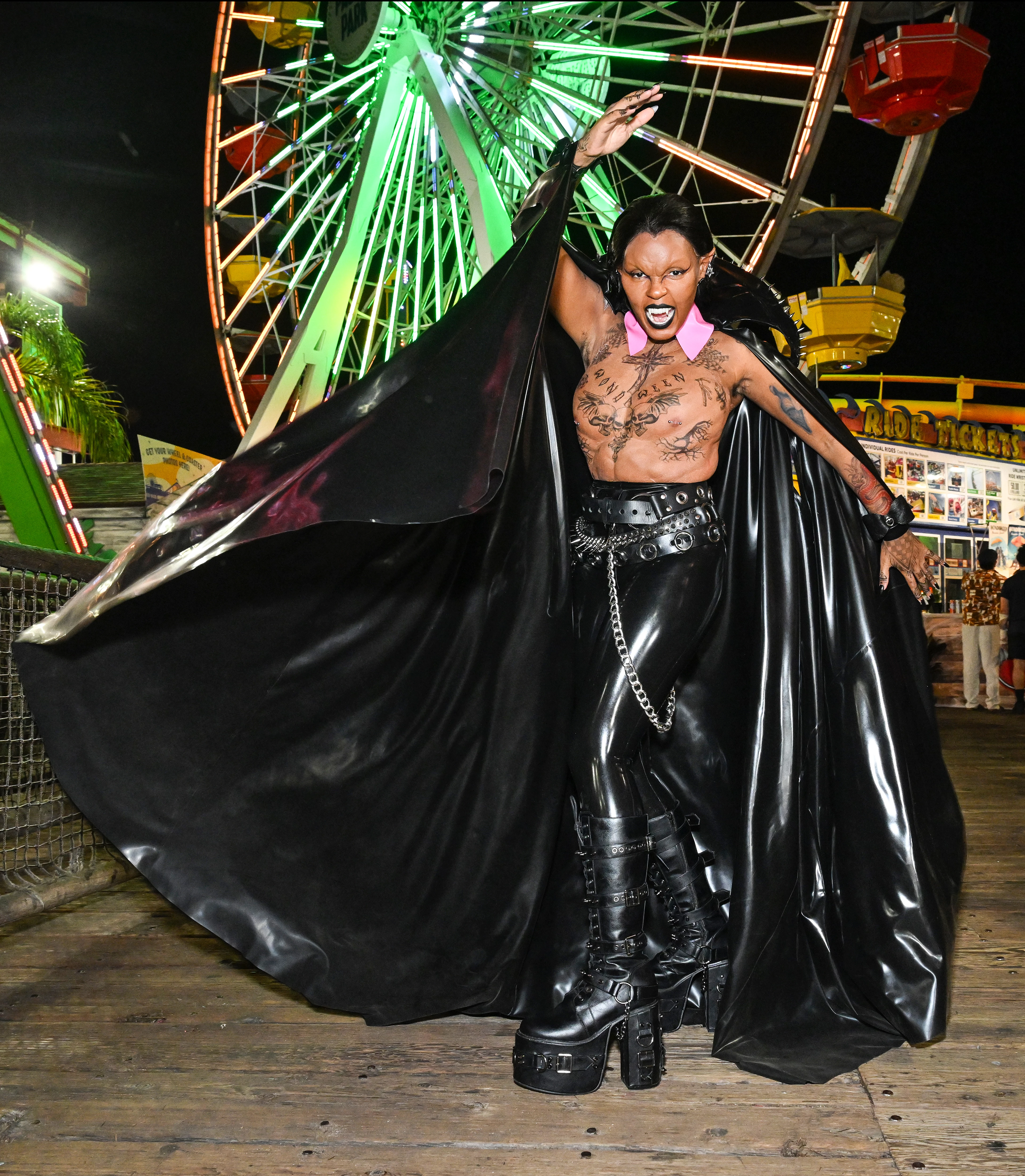 Жанель Моне2