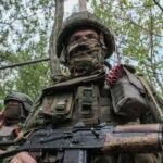 Російські військові застрелили двох мирних мешканців і пса під час здачі в полон — відео підтвердження