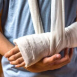 Як пов'язані між собою раціон харчування та переломи