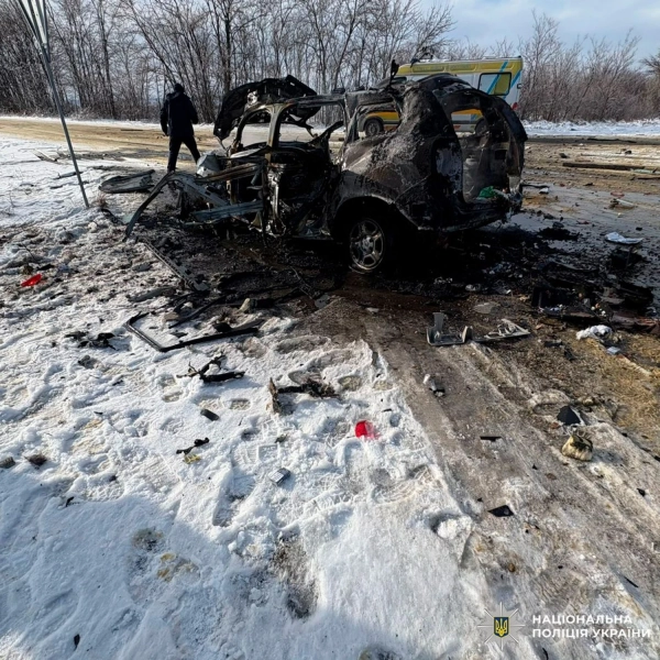 Російський дрон атакував "швидку" на Харківщині: загинула медпрацівниця 9