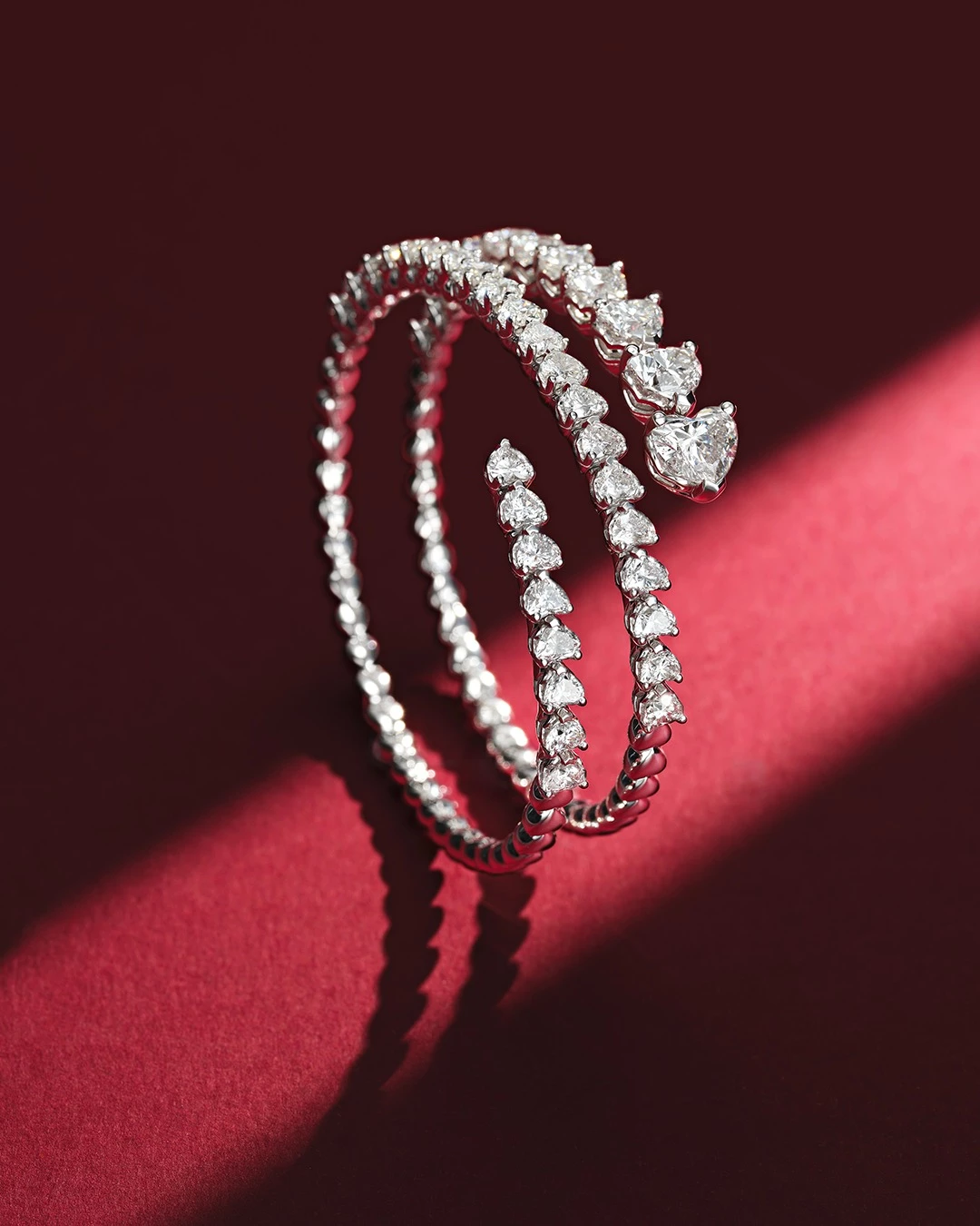 10 вишуканих ювелірних подарунків, що зігріють серце на День Святого Валентина5