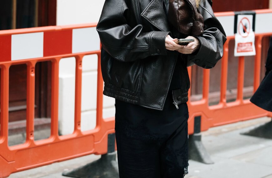 Головна 58 Відкрий свій унікальний стиль: 5 незамінних елементів 2026 року