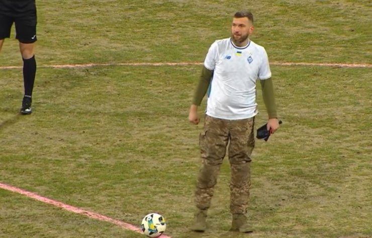 Герой відео з Ізраїлю, що вступив до тероборони, зіграв у матчі «Динамо» – «Рух» 4