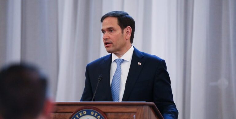 Марко Рубіо шокований: Чому Трампа не вітають за мирні кроки? 7 Марко Рубіо шокований: Чому Трампа не вітають за мирні кроки? 6