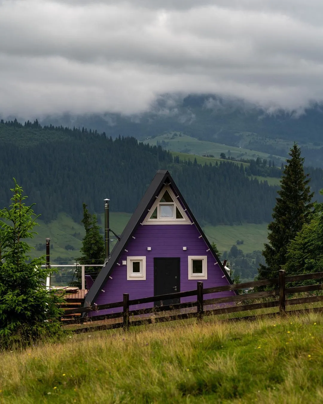 Зима у карпатській Верховині. Чим зайнятися де зупинитися та що роздивитися