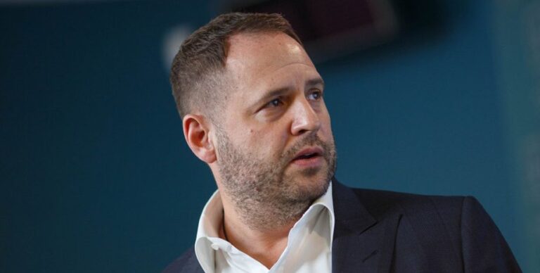 НАБУ та САП розкривають причини незатримання Єрмака: що стоїть за справою ексголови ОП 18 НАБУ та САП розкривають причини незатримання Єрмака: що стоїть за справою ексголови ОП 17