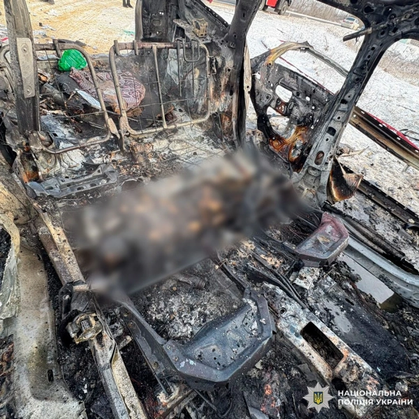 Російський дрон атакував "швидку" на Харківщині: загинула медпрацівниця 8