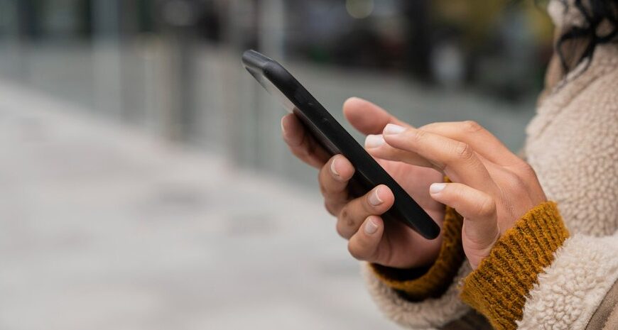 Головна 113 Як ваш смартфон розкриває таємниці: повний список відстежуваної інформації