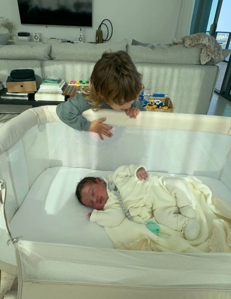 Новонароджений син Девіда Гетти