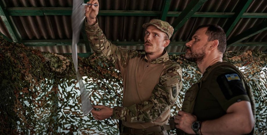 Зеленський підвищив "Редіса": Командувач "Азову" отримав нове звання 2 Зеленський підвищив "Редіса": Командувач "Азову" отримав нове звання 2