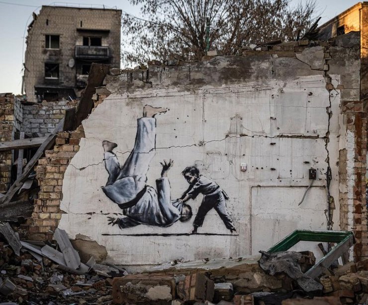 Бенксі в Україні: розкриваємо таємні послання семи культових графіті 16