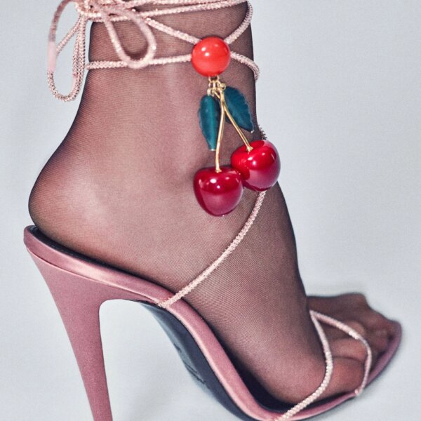 “Наївний” принт підкорює подіуми: додайте…