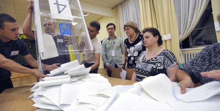 Вибори в Україні: підготовка до голосування триває роками, пояснює Айвазовська 10