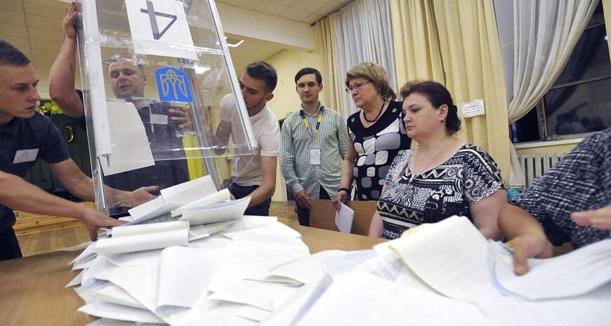 Вибори в Україні: підготовка до голосування триває роками, пояснює Айвазовська
