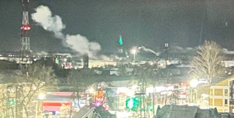 Дрони атакували оборонний завод на Тамбовщині: потужна пожежа охопила Мічурінськ 11