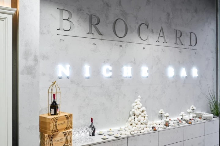 Розкрий магію ванілі: два нові аромати, що зачаровують з першої ноти1