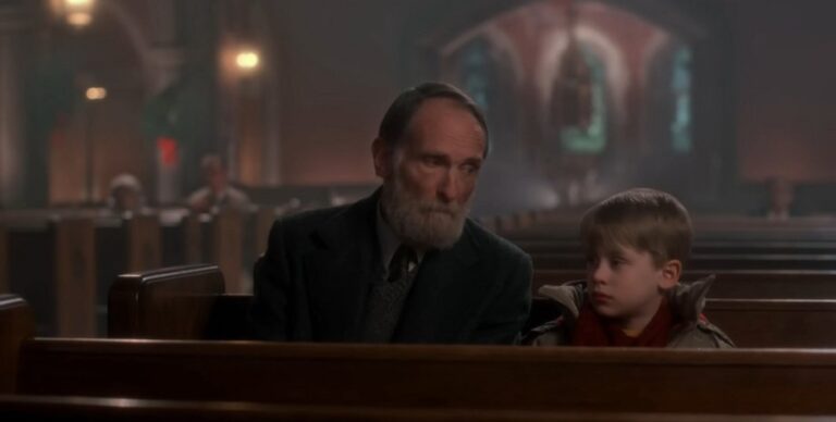 Святий Марлі рятує Кевіна: Несподівана роль в "Один вдома" – відео 5