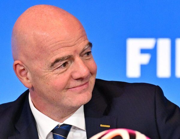 Росія повертається до футболу: реакція…