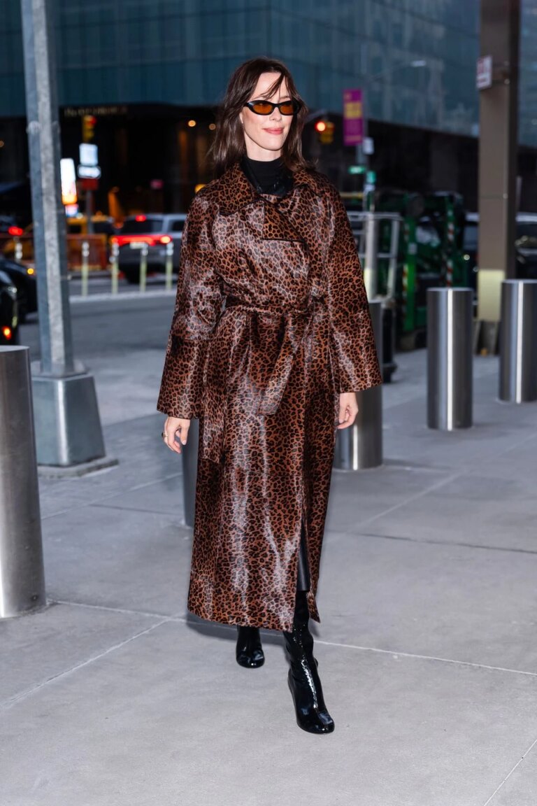 Секрет популярності пальто серед зірок: чому його обирають усі? 4