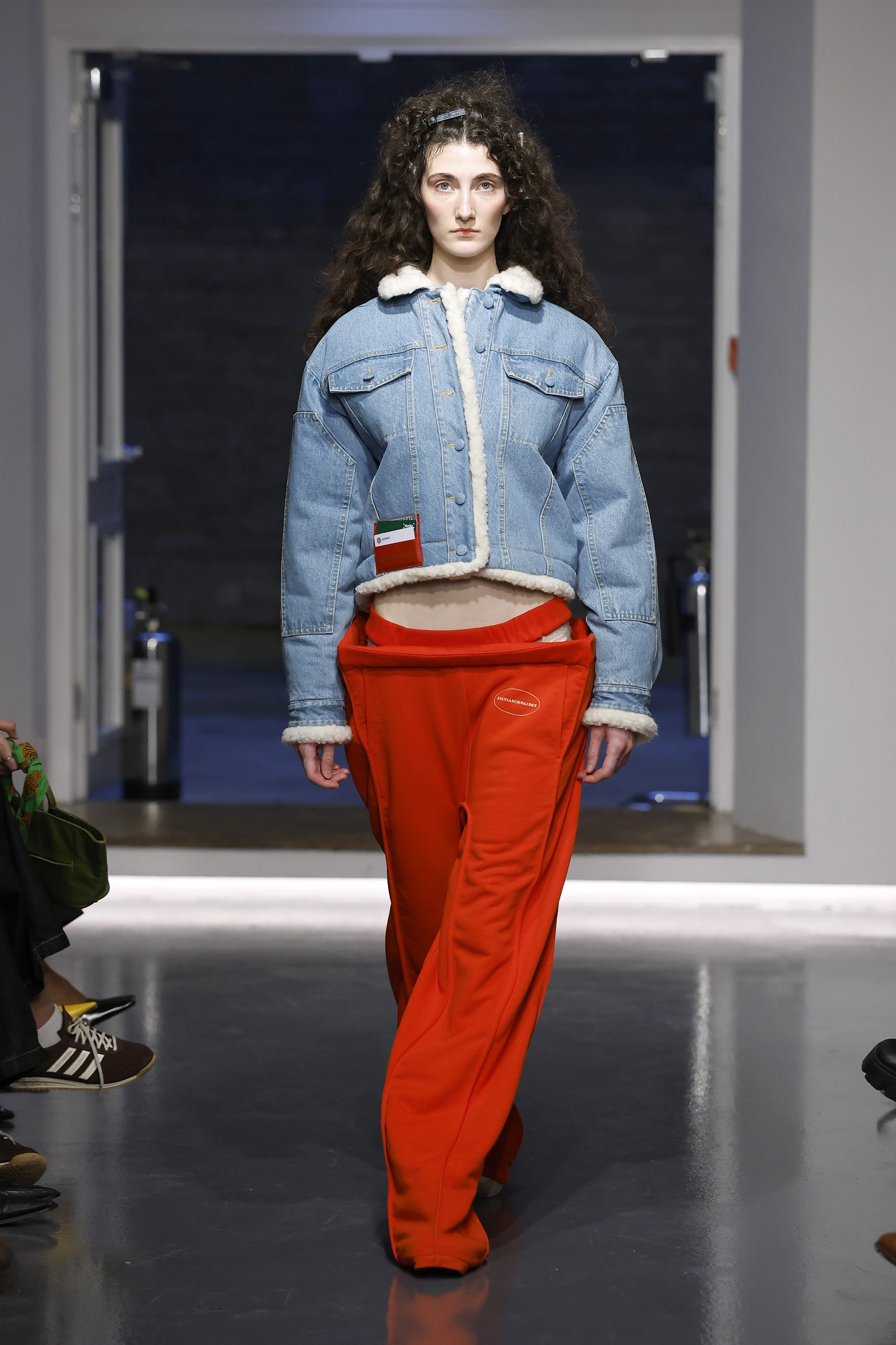 Українські дизайнери запалили подіуми London Fashion Week: найяскравіші моменти 13 Українські дизайнери запалили подіуми London Fashion Week: найяскравіші моменти2