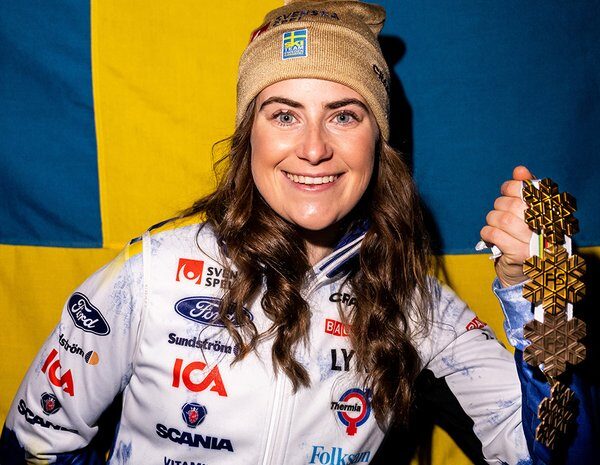 Олімпійська призерка шокувала всіх: ось чому вона розбила власну медаль