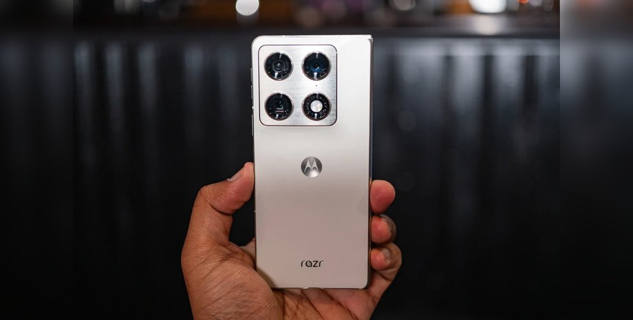 Новий складаний Motorola: доступний флагман вже готовий вразити 2 Новий складаний Motorola: доступний флагман вже готовий вразити 2