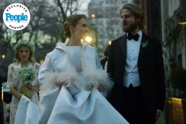 Головна 80 Мая Турман-Хоук та Дейвсон Вентури: Несподіване весілля зіркової спадкоємиці та…