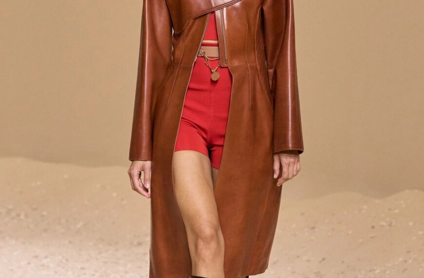 Головна 120 6 оригінальних способів стилізувати мінішорти у 2026 році: миттєво підкресліть свій образ