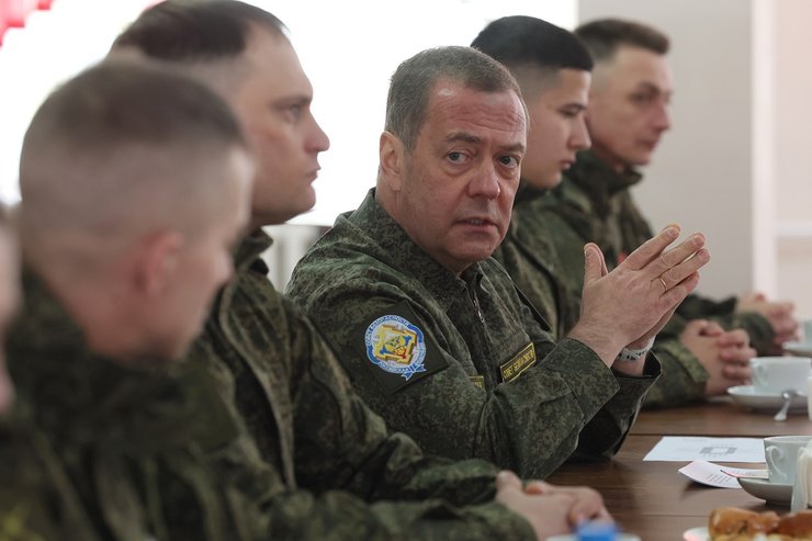 Путін готує Росію до тривалої війни: очікуйте нових жертв 4