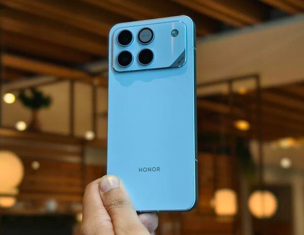 Головна 76 5 смартфонів, що заряджаються до 100% за лічені хвилини: обирайте…