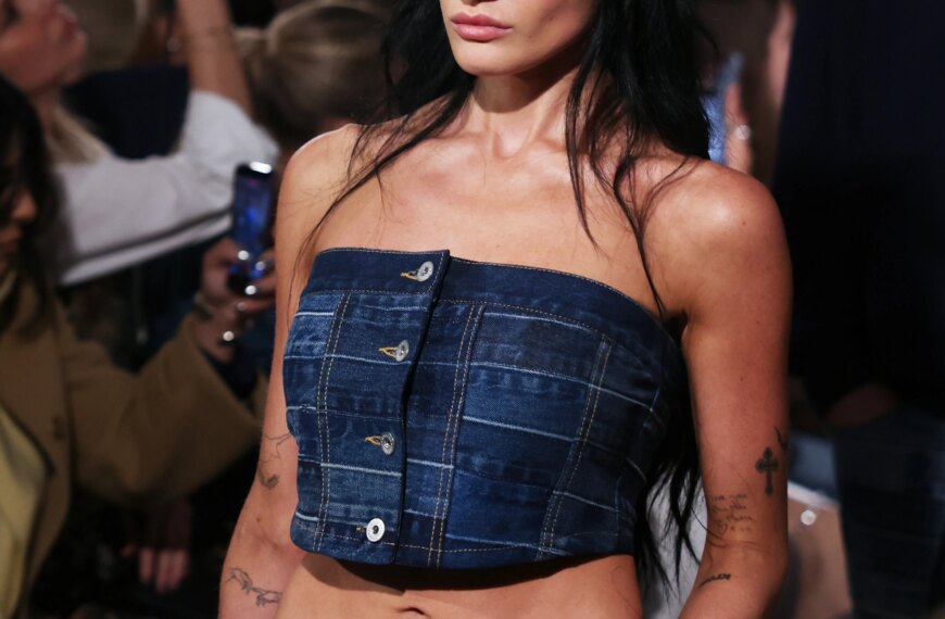 Головна 108 Українські дизайнери запалили подіуми London Fashion Week: найяскравіші моменти