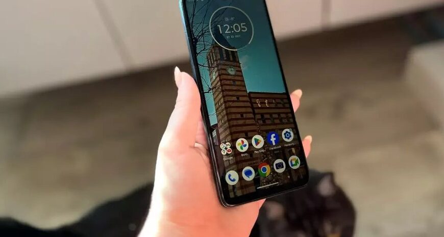 Бюджетні смартфони: експерти назвали найкращі моделі з вражаючими характеристиками (фото)