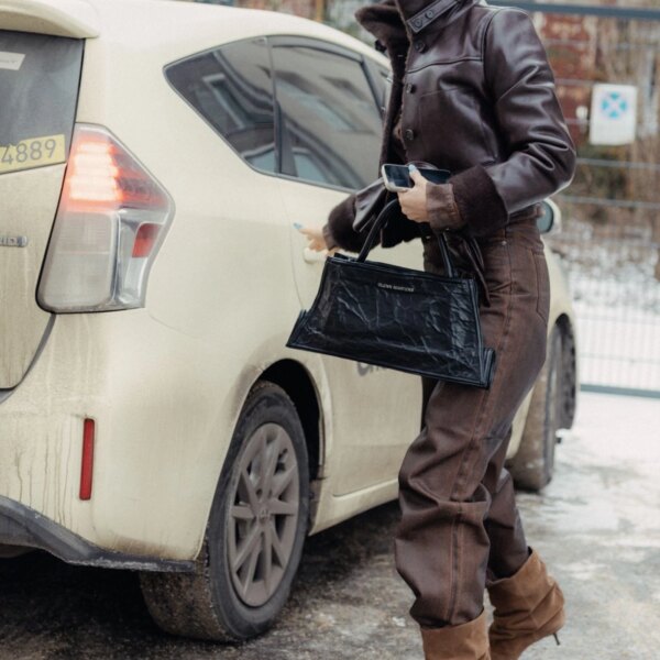 Головна 72 Slouchy-ботильйони: зимова класика, що запанує навесні 2026