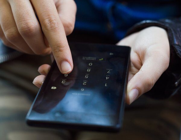 Головна 78 Перевір свій смартфон: 5 загрозливих сигналів, що хакери втрутилися у…