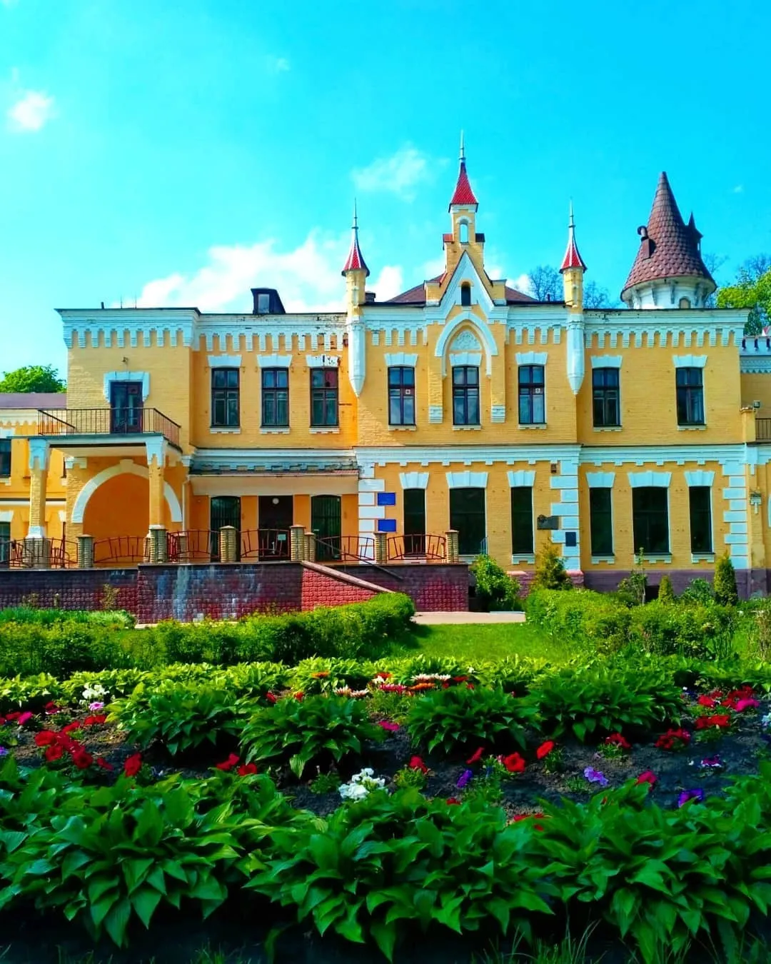 Які місця варто відвідати в Україні. Рекомендації від екс-ведучого ''Орла та Решки''